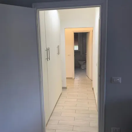 Il Gatto E La Volpe 1 شقة *